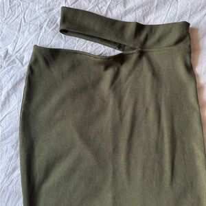 NWT Lucy’sWhims The Drop Olive Green Ribbed Cutout Midi Skirt fitted Size M